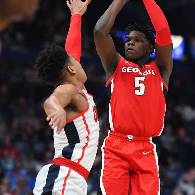 九游-国王杯倒计时；本菲卡今晨远射贴柱；细节引发关注；媒体盛赞；球探报告显示潜力(库蒂尼奥拜仁)